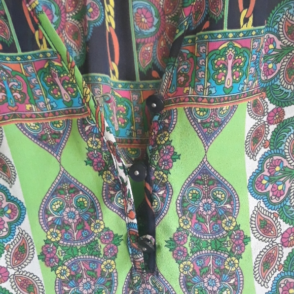 COPY - COPY - Liz Claiborne small spring paisley blouse - Picture 3 of 7